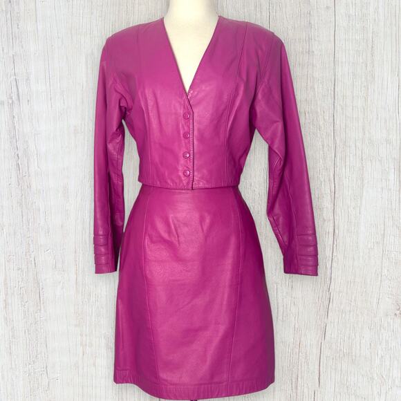 Vintage 80s Yucatan Bay Pink 2 Piece Leather Mini Skirt Jacket Matching Suit Set - Picture 3 of 14